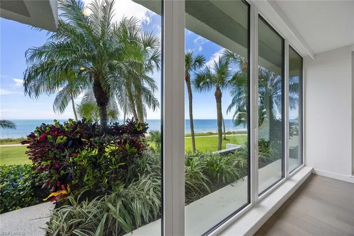 4301  Gulf Shore N BLVD, Naples, FL 34103