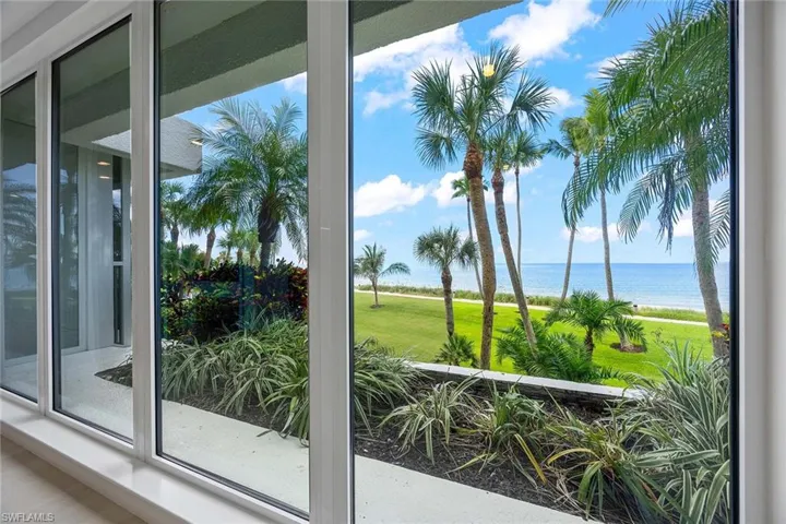 4301  Gulf Shore N BLVD, Naples, FL 34103