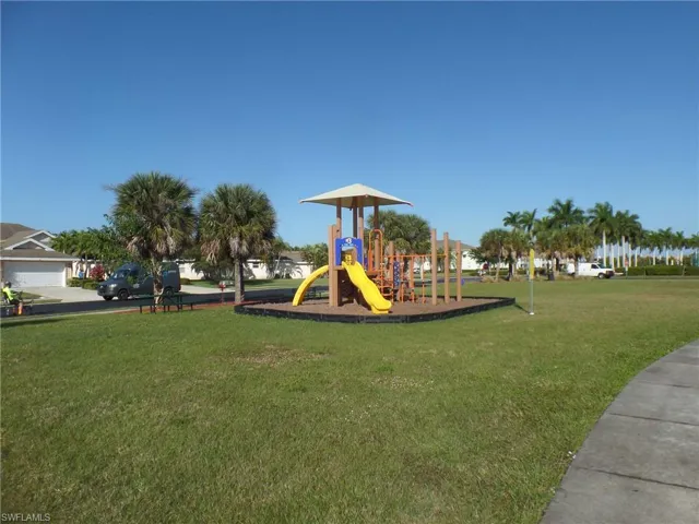 4206 Liron Ave 101, Fort Myers, Florida 33916