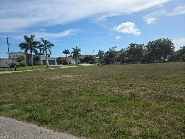 4848 Sw 24th Ave, Cape Coral, Florida 33914