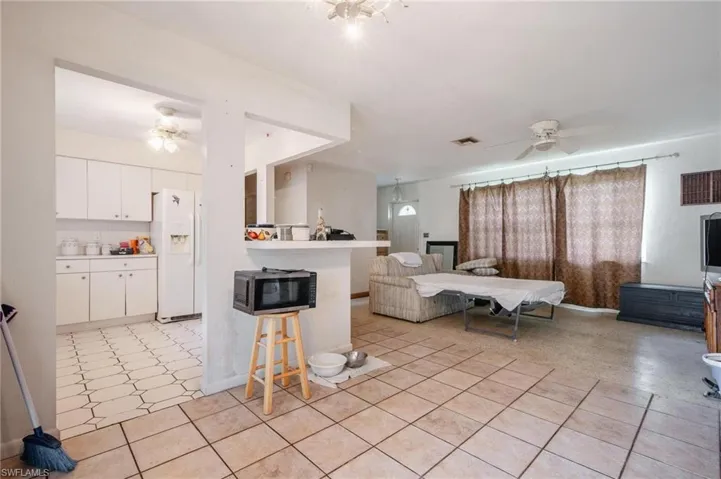 1208 Barnsdale St, Lehigh Acres, Florida 33936