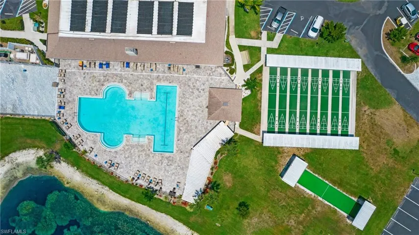 Drone / aerial view pool & clubhouse