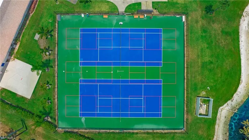 Aerial view tennis courts