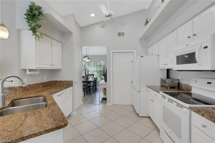 505 Raven Way, Naples, Florida 34110