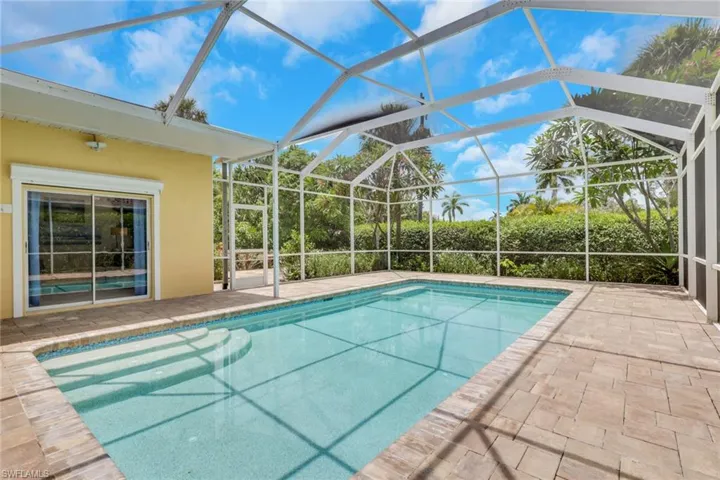 505 Raven Way, Naples, Florida 34110
