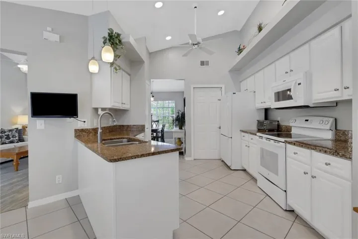505 Raven Way, Naples, Florida 34110