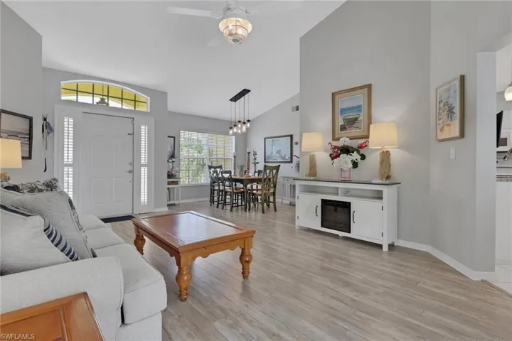 505 Raven Way, Naples, Florida 34110