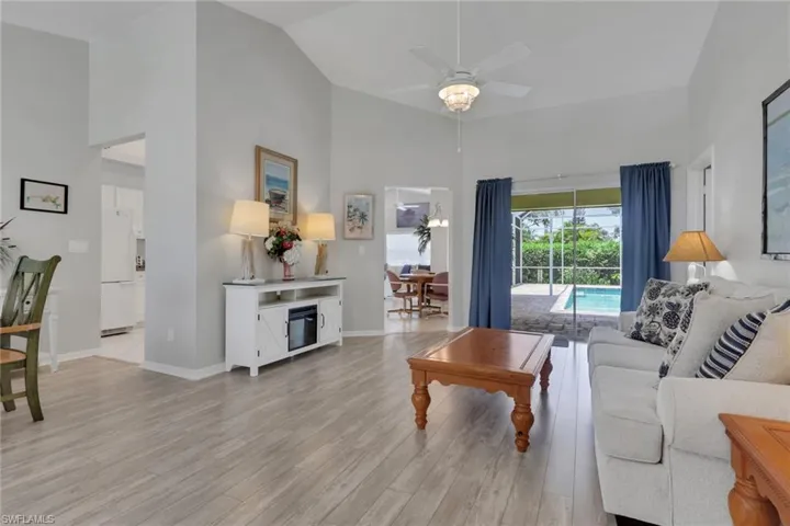 505 Raven Way, Naples, Florida 34110