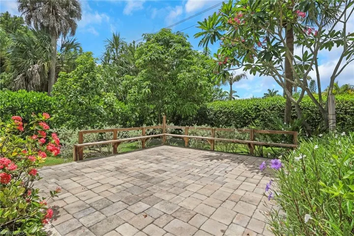 505 Raven Way, Naples, Florida 34110