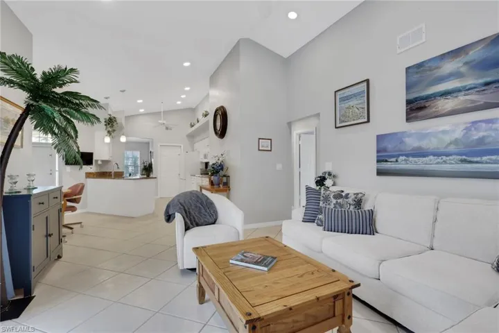 505 Raven Way, Naples, Florida 34110