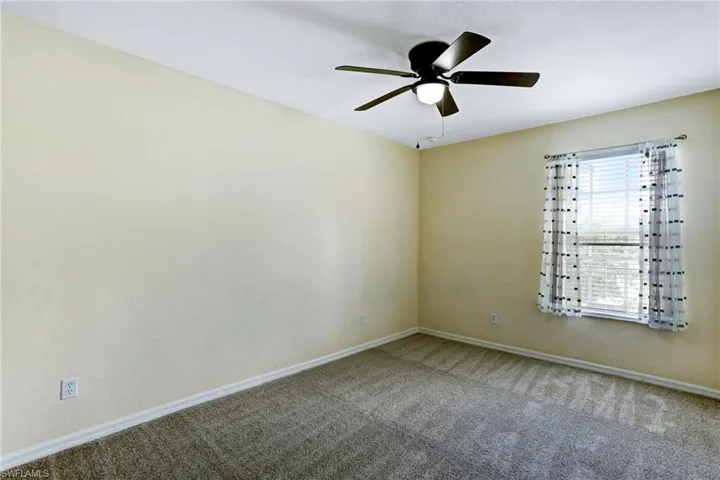 Bedroom upstairs #2
