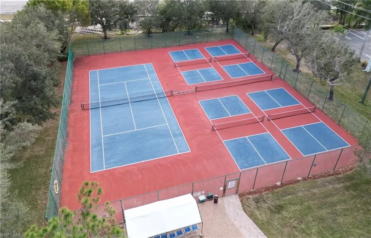 Pickleball Courts & Tennis Court