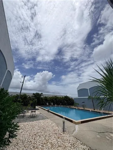 4514 Sw 8th Pl 11, Cape Coral, Florida 33914
