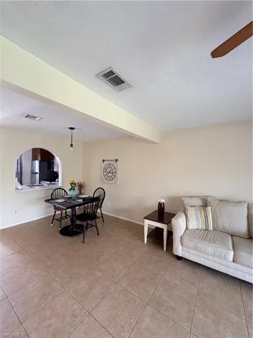 4514 Sw 8th Pl 11, Cape Coral, Florida 33914