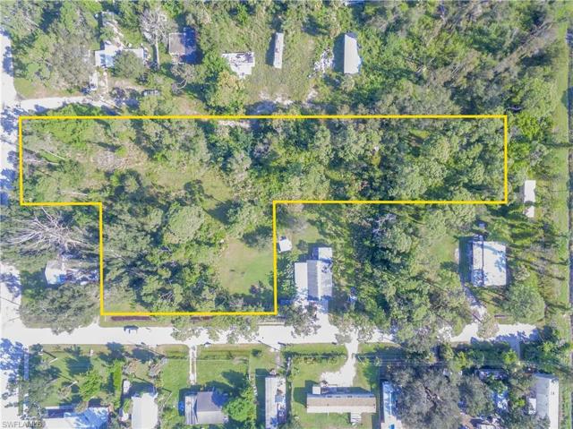204  Santa Cruz  ST, North Fort Myers, FL 33903