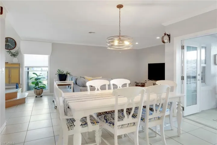 1224 SE 6th  TER, Cape Coral, FL 33990