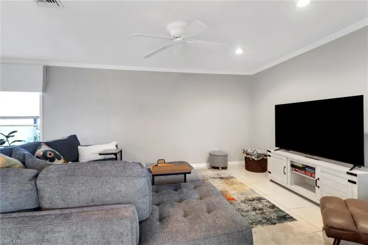 1224 SE 6th  TER, Cape Coral, FL 33990