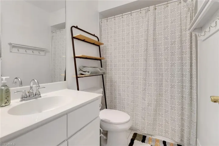 1224 SE 6th  TER, Cape Coral, FL 33990