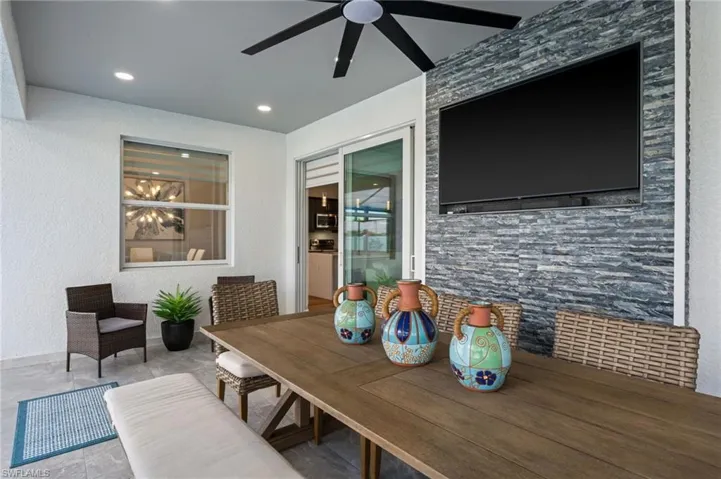 1017 15th Ter, Cape Coral, Florida 33993