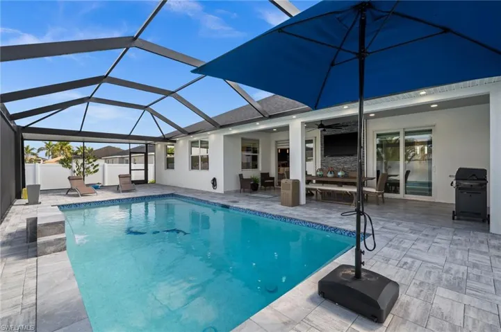 1017 15th Ter, Cape Coral, Florida 33993