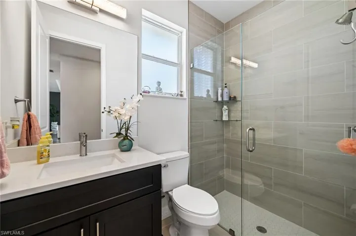 1017 15th Ter, Cape Coral, Florida 33993