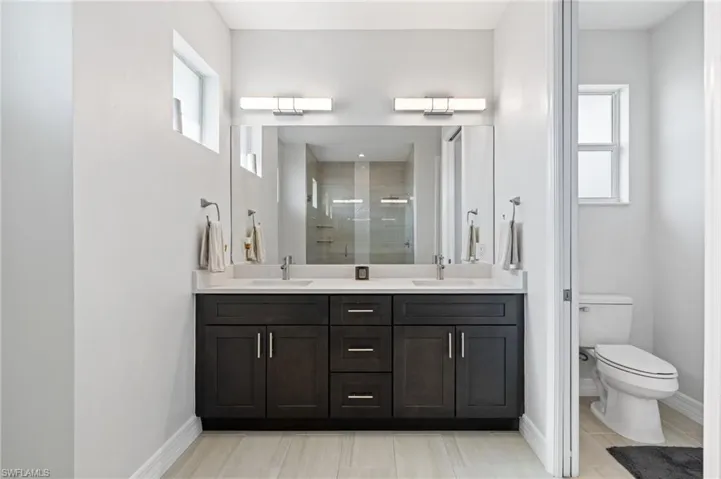 1017 15th Ter, Cape Coral, Florida 33993