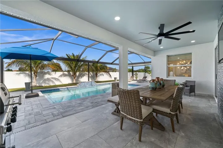 1017 15th Ter, Cape Coral, Florida 33993