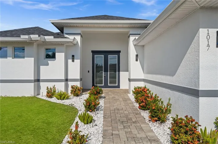 1017 15th Ter, Cape Coral, Florida 33993