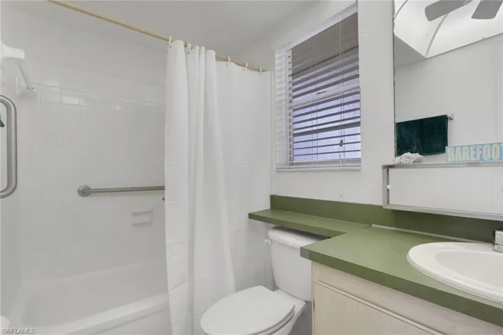 200 Forest Lakes Blvd 108, Naples, Florida 34105