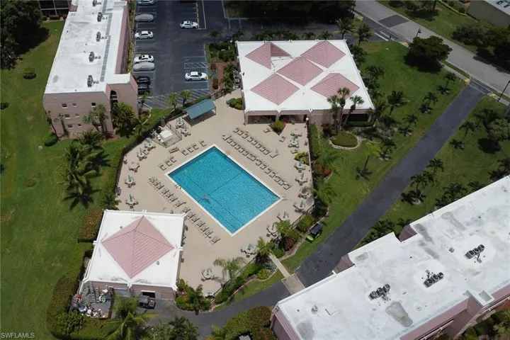 200 Forest Lakes Blvd 108, Naples, Florida 34105