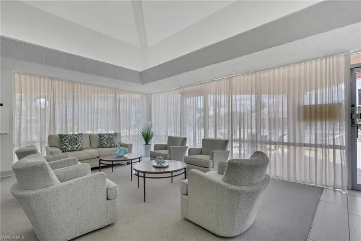 200 Forest Lakes Blvd 108, Naples, Florida 34105