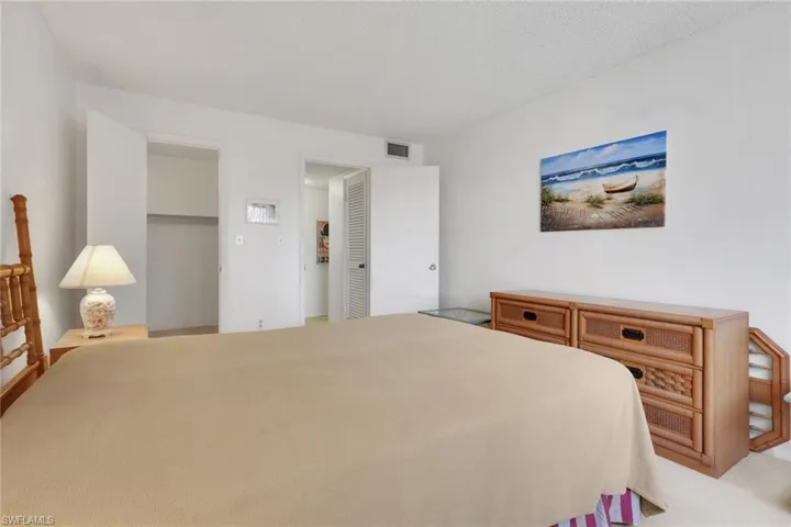 200 Forest Lakes Blvd 108, Naples, Florida 34105