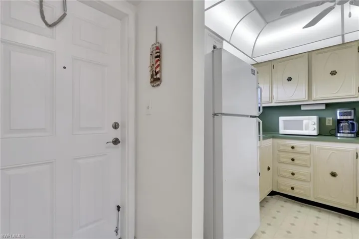200 Forest Lakes Blvd 108, Naples, Florida 34105