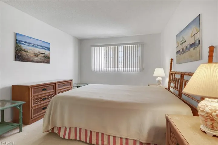 200 Forest Lakes Blvd 108, Naples, Florida 34105