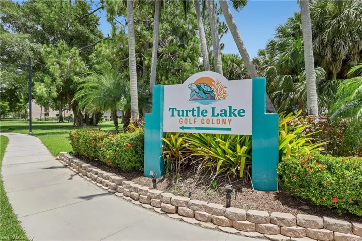 200 Forest Lakes Blvd 108, Naples, Florida 34105