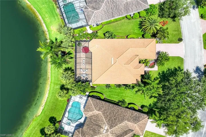 8793 Mustang Island Cir, Naples, Florida 34113