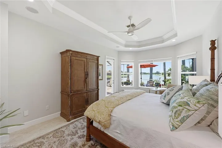 8793 Mustang Island Cir, Naples, Florida 34113