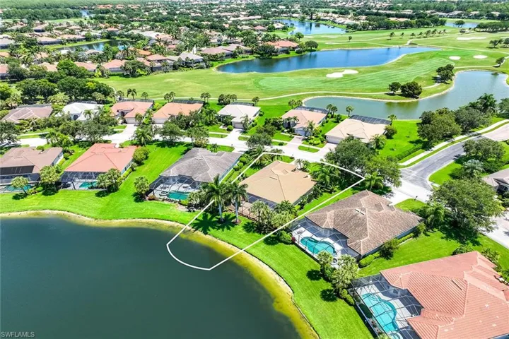 8793 Mustang Island Cir, Naples, Florida 34113