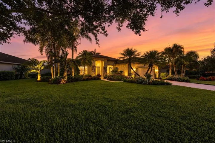 8793 Mustang Island Cir, Naples, Florida 34113