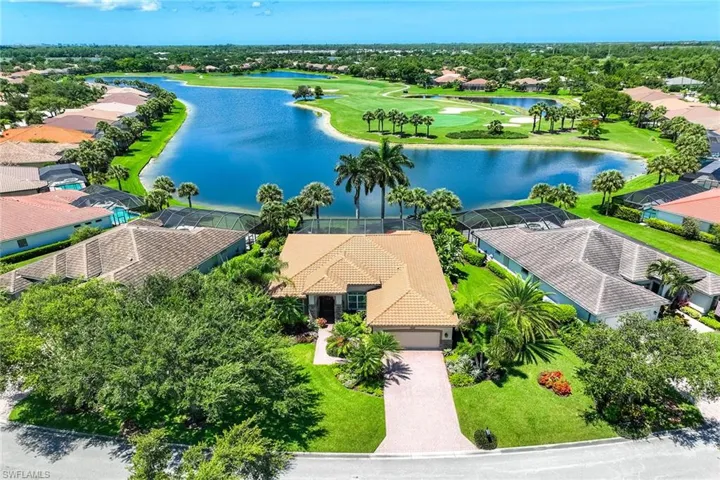 8793 Mustang Island Cir, Naples, Florida 34113