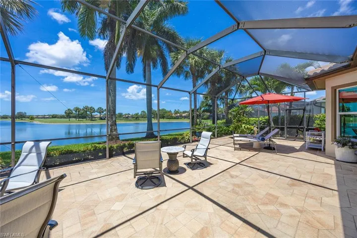 8793 Mustang Island Cir, Naples, Florida 34113