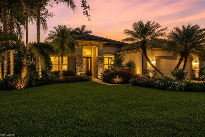 8793 Mustang Island Cir, Naples, Florida 34113