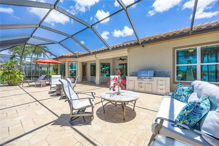 8793 Mustang Island Cir, Naples, Florida 34113