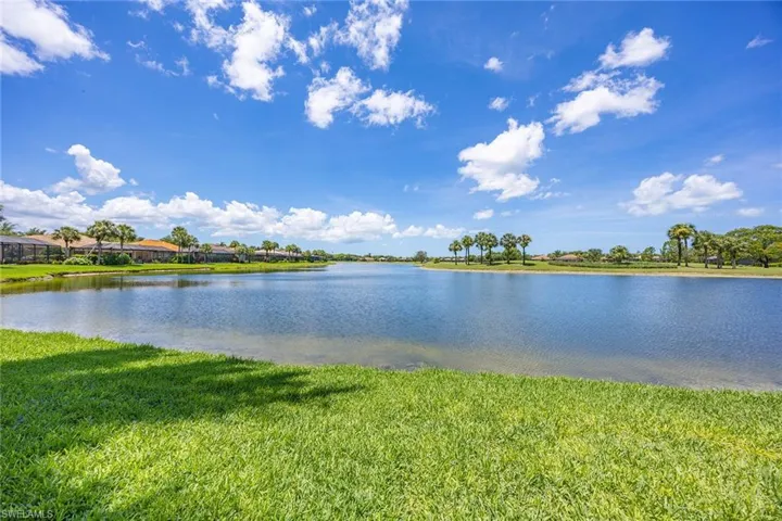8793 Mustang Island Cir, Naples, Florida 34113