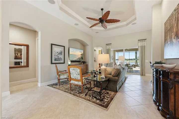 8793 Mustang Island Cir, Naples, Florida 34113