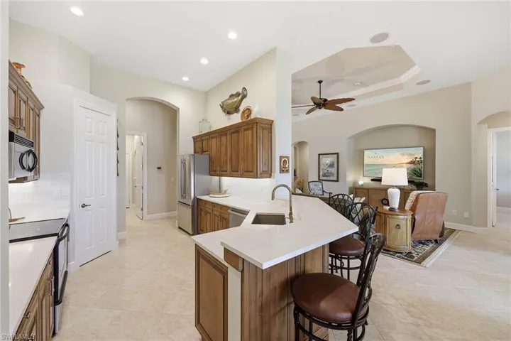8793 Mustang Island Cir, Naples, Florida 34113