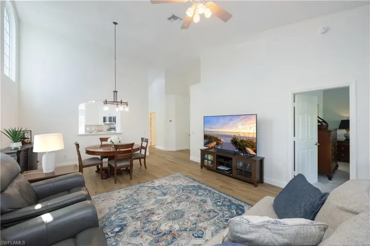 5693 Heron Ln 508, Naples, Florida 34110
