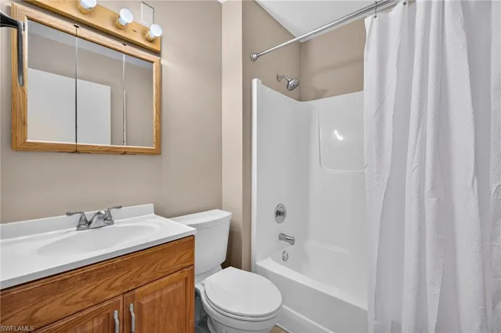 5365 Treetops Dr S206, Naples, Florida 34113