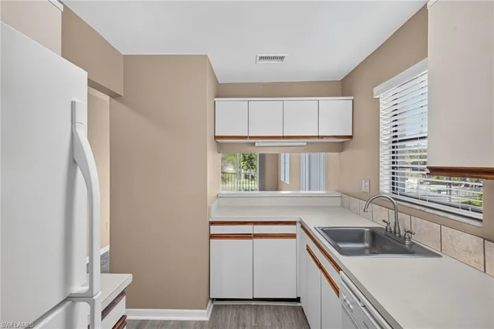 5365 Treetops Dr S206, Naples, Florida 34113