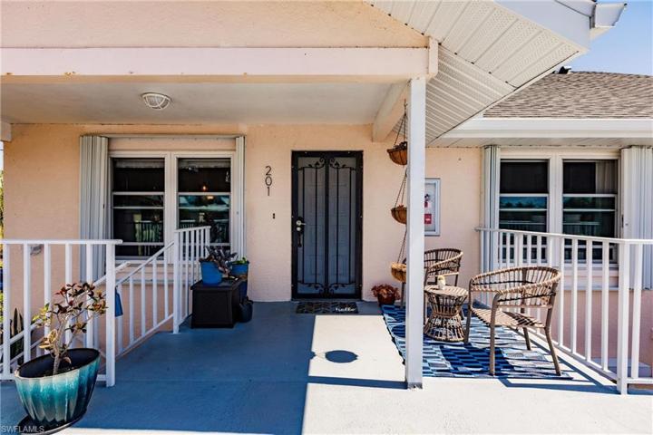 1953  Beach  PKWY, Cape Coral, FL 33904